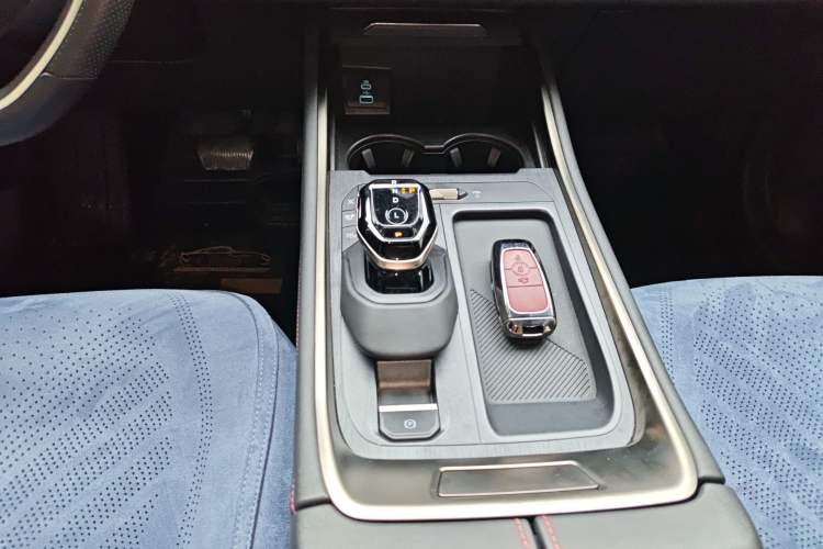 Used Ford Edge 2023 Ford Explorer L 2.0T EcoBoost E-Hybrid Four-Wheel Drive 7-Seater ST-Line