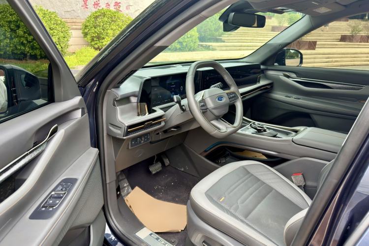 Used Ford Edge 2023 Edge L 2.0T EcoBoost E-Hybrid Four-Wheel Drive Seven-Seat Supreme Model Interior 4