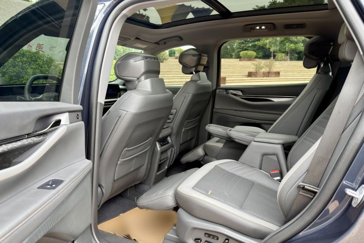 Used Ford Edge 2023 Edge L 2.0T EcoBoost E-Hybrid Four-Wheel Drive Seven-Seat Supreme Model Interior 5