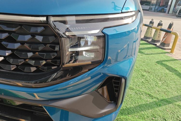 Used Ford Edge 2023 Ford Explorer L 2.0T EcoBoost E-Hybrid Four-Wheel Drive 7-Seater ST-Line Left Front Headlight