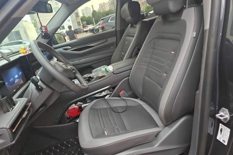 Used Ford Edge 2023 Ford Explorer L 2.0T EcoBoost Four-Wheel Drive 7-Seater Supreme Model Left Front Seat