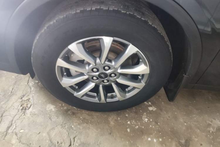 Used Ford Edge 2023 Ford Explorer L 2.0T EcoBoost E-Hybrid Two-Wheel Drive 7-Seater Luxury Model Left Front Wheel Hub