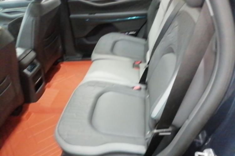 Used Ford Edge 2023 Ford Explorer L 2.0T EcoBoost Two-Wheel Drive 7-Seater Luxury Model Left Rear Seat