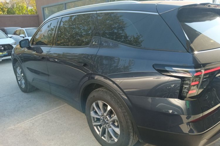 Used Ford Edge 2023 Ford Explorer L 2.0T EcoBoost Two-Wheel Drive 7-Seater Luxury Model Left Side