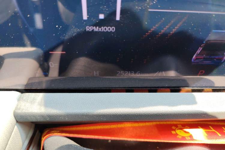 Used Ford Edge 2023 Ford Explorer L 2.0T EcoBoost Two-Wheel Drive 5-Seater Fashion Edition Odometer Close Up