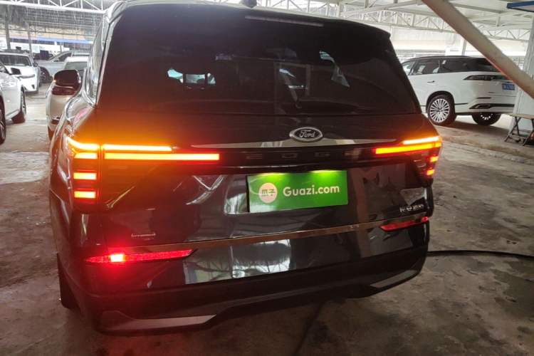 Used Ford Edge 2023 Ford Explorer L 2.0T EcoBoost E-Hybrid Two-Wheel Drive 7-Seater Luxury Model Rear
