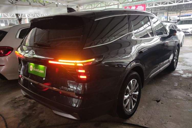 Used Ford Edge 2023 Ford Explorer L 2.0T EcoBoost E-Hybrid Two-Wheel Drive 7-Seater Luxury Model Rear Right 45 Deg