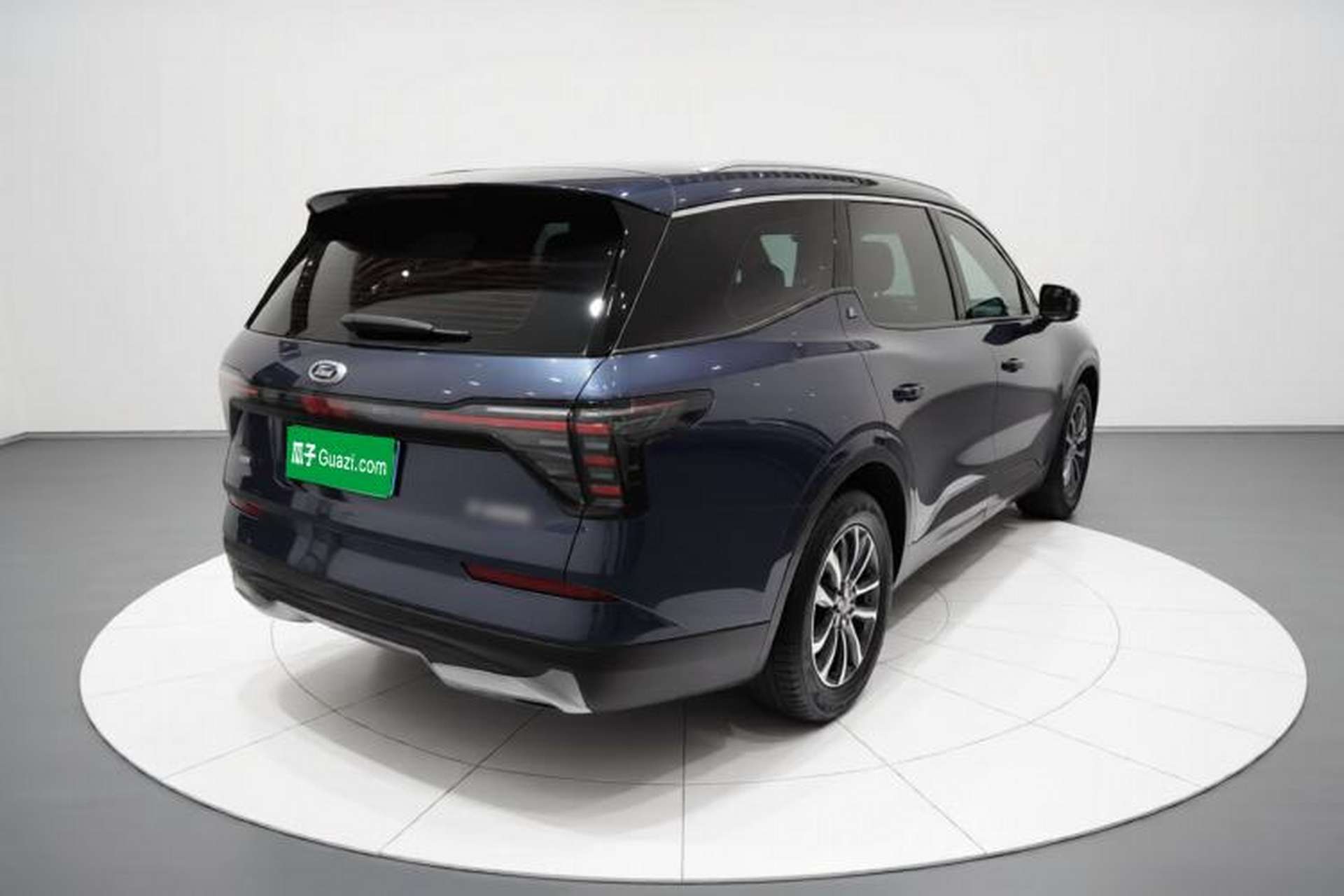 Used Ford Edge 2023 Ford Explorer L 2.0T EcoBoost E-Hybrid Two-Wheel Drive 7-Seater Luxury Model Rear Right 45 Deg