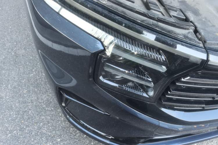 Used Ford Edge 2023 Ford Explorer L 2.0T EcoBoost Four-Wheel Drive 7-Seater Supreme Model Right Front Headlight
