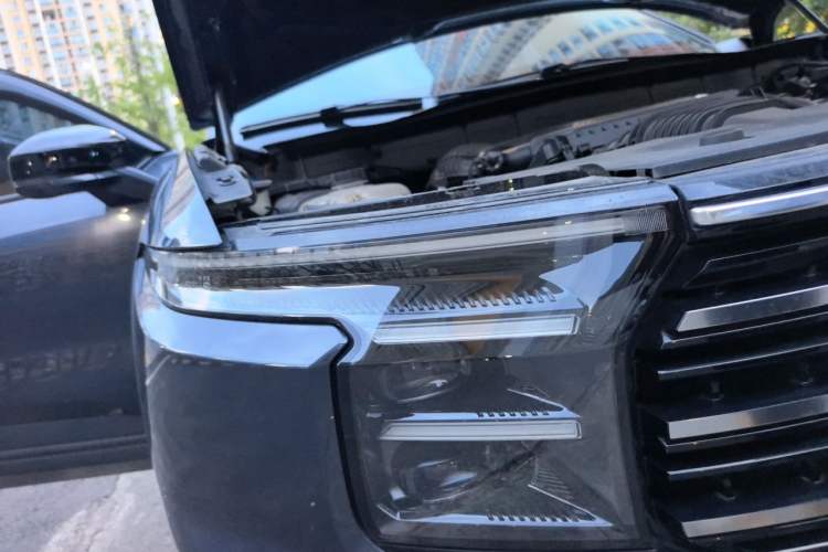 Used Ford Edge 2023 Ford Explorer L 2.0T EcoBoost Two-Wheel Drive 7-Seater Luxury Model Right Front Headlight