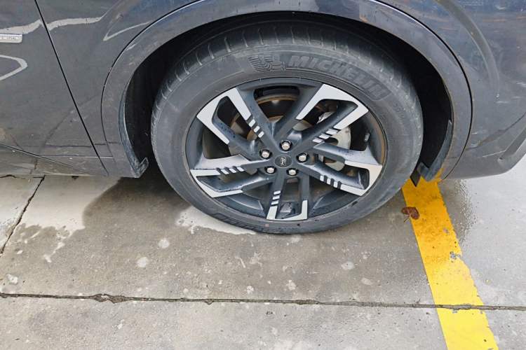 Used Ford Edge 2023 Ford Explorer L 2.0T EcoBoost E-Hybrid Four-Wheel Drive 7-Seater ST-Line Right Front Wheel Hub