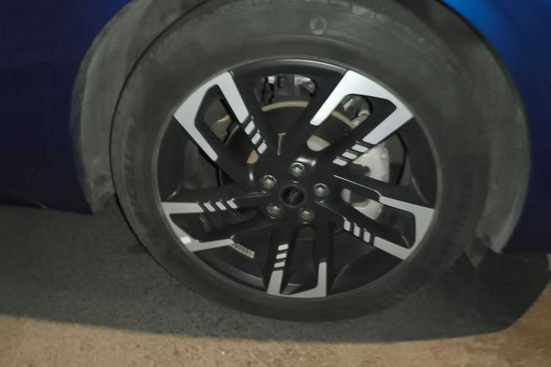 Used Ford Edge 2023 Ford Explorer L 2.0T EcoBoost E-Hybrid Four-Wheel Drive 7-Seater ST-Line Right Front Wheel Hub