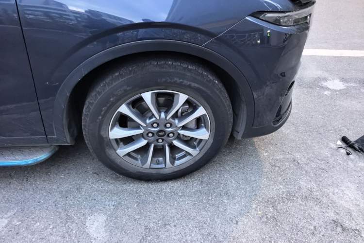 Used Ford Edge 2023 Ford Explorer L 2.0T EcoBoost Two-Wheel Drive 7-Seater Luxury Model Right Front Wheel Hub