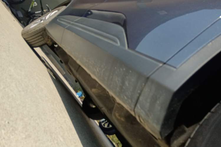 Used Ford Edge 2023 Ford Explorer L 2.0T EcoBoost Two-Wheel Drive 7-Seater Luxury Model Right Side Sill