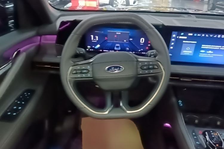 Used Ford Edge 2023 Ford Explorer L 2.0T EcoBoost Four-Wheel Drive 7-Seater Supreme Model Steering Wheel