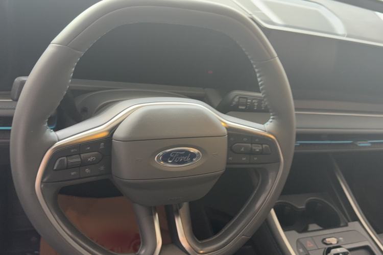 Used Ford Edge 2023 Ford Explorer L 2.0T EcoBoost Two-Wheel Drive 7-Seater Luxury Model Steering Wheel