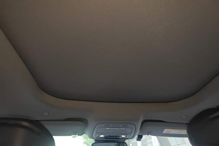 Used Ford Edge 2023 Edge L 2.0T EcoBoost E-Hybrid Four-Wheel Drive Seven-Seat Supreme Model Headliner