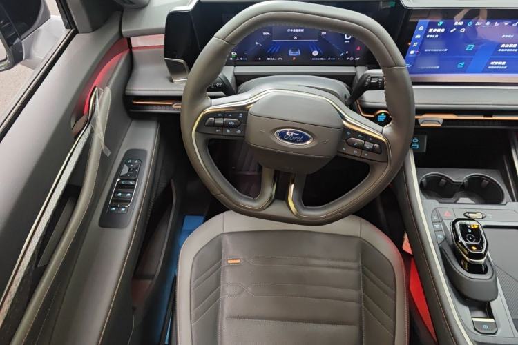 Used Ford Edge 2023 Edge L 2.0T EcoBoost E-Hybrid Four-Wheel Drive Seven-Seat Supreme Model Steering Wheel