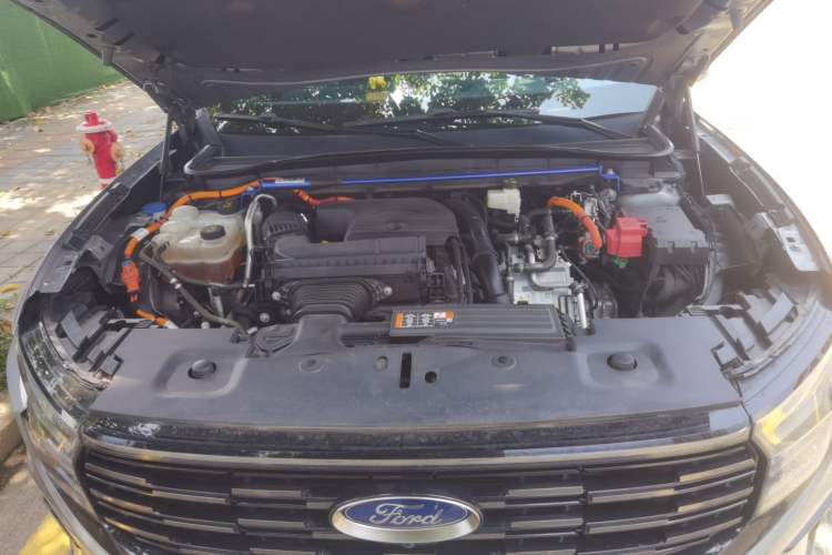 Used Ford Edge 2023 Edge L 2.0T EcoBoost E-Hybrid Four-Wheel Drive Seven-Seat Supreme Model Engine Bay