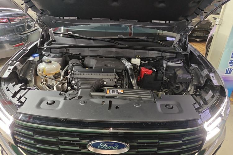 Used Ford Edge 2023 Ford Explorer L 2.0T EcoBoost Four-Wheel Drive 7-Seater Supreme Model Engine Bay