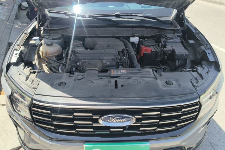 Used Ford Edge 2023 Ford Explorer L 2.0T EcoBoost Two-Wheel Drive 7-Seater Luxury Model Engine Bay