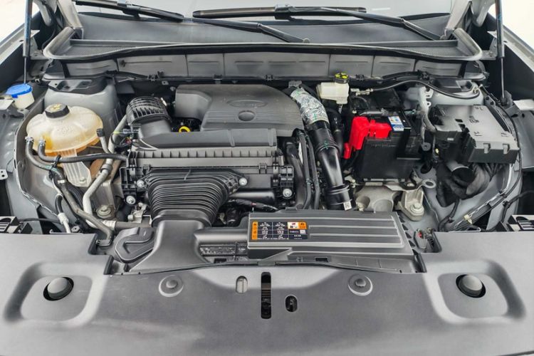 Used Ford Edge 2023 Ford Explorer L 2.0T EcoBoost Four-Wheel Drive 7-Seater Supreme Model Engine Bay