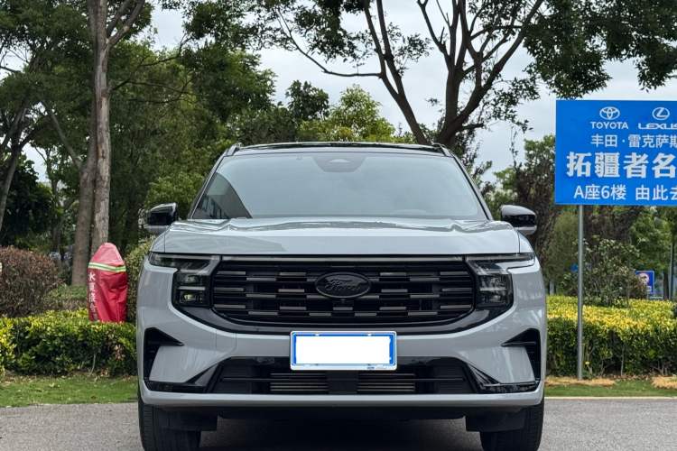 Used Ford Edge 2023 Ford Explorer L 2.0T EcoBoost Four-Wheel Drive 7-Seater Supreme Model Exterior 2