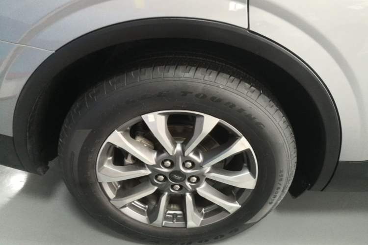 Used Ford Edge 2023 Ford Explorer L 2.0T EcoBoost Two-Wheel Drive 7-Seater Luxury Model Exterior 5