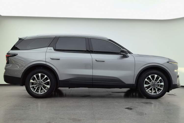Used Ford Edge 2023 Ford Explorer L 2.0T EcoBoost Two-Wheel Drive 7-Seater Luxury Model Exterior 6