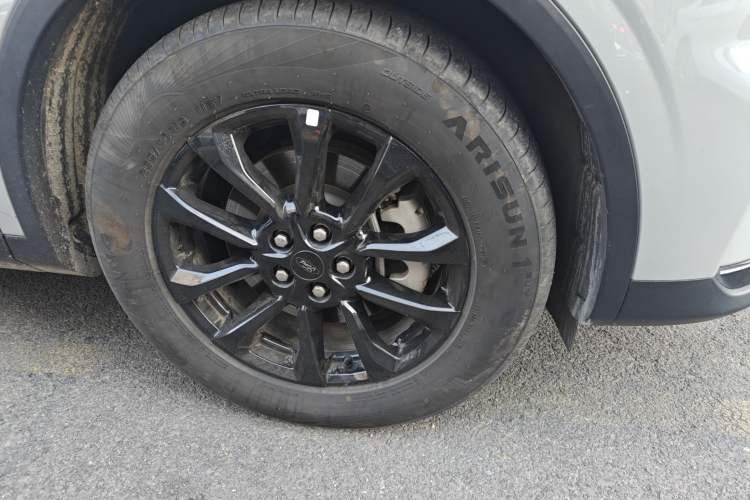 Used Ford Edge 2023 Ford Explorer L 2.0T EcoBoost E-Hybrid Two-Wheel Drive 7-Seater Fashion Edition Exterior 7