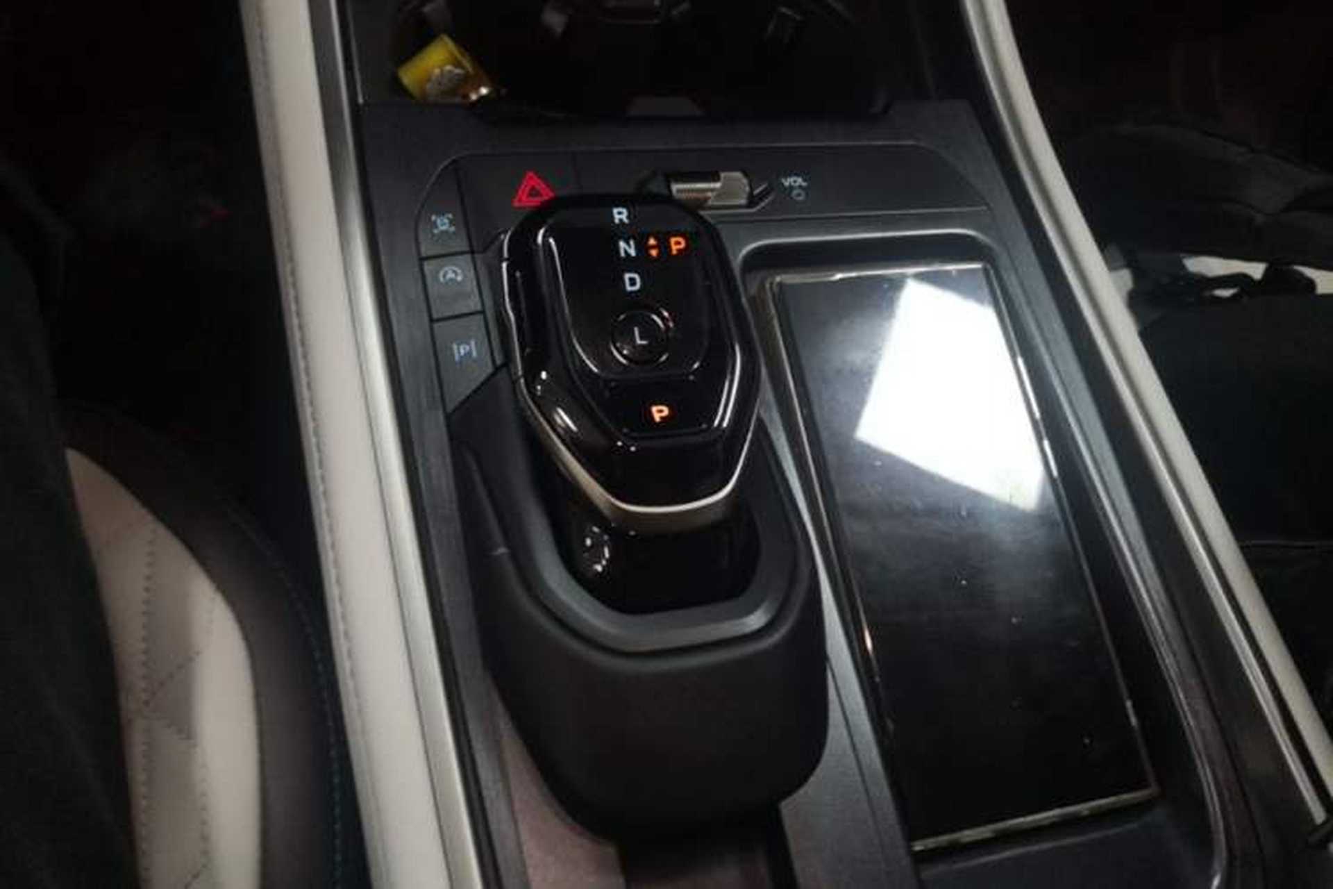 Used Ford Edge 2023 Ford Explorer L 2.0T EcoBoost Two-Wheel Drive 7-Seater Luxury Model Gear Lever