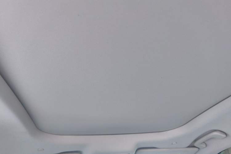 Used Ford Edge 2023 Ford Explorer L 2.0T EcoBoost Two-Wheel Drive 7-Seater Luxury Model Headliner