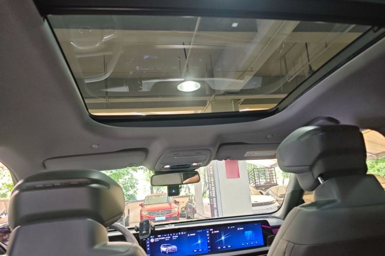 Used Ford Edge 2023 Edge L 2.0T EcoBoost E-Hybrid Four-Wheel Drive Seven-Seat Supreme Model Headliner