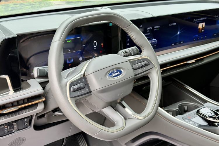 Used Ford Edge 2023 Edge L 2.0T EcoBoost E-Hybrid Four-Wheel Drive Seven-Seat Supreme Model Interior 1