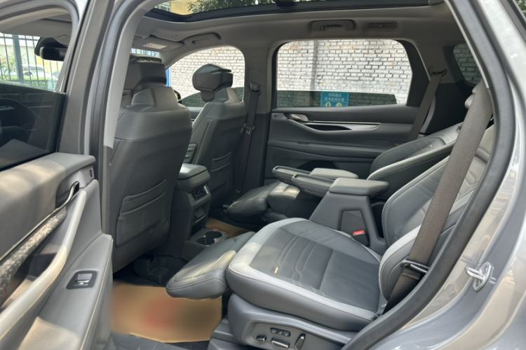 Used Ford Edge 2023 Ford Explorer L 2.0T EcoBoost Four-Wheel Drive 7-Seater Supreme Model Interior 10