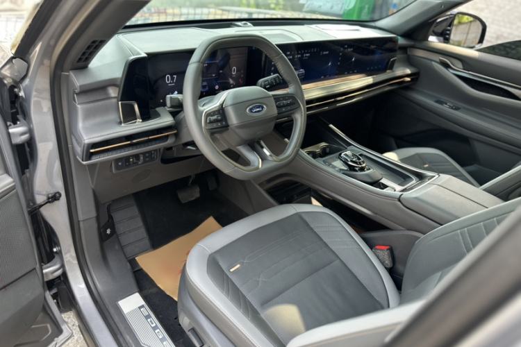Used Ford Edge 2023 Ford Explorer L 2.0T EcoBoost Four-Wheel Drive 7-Seater Supreme Model Interior 6