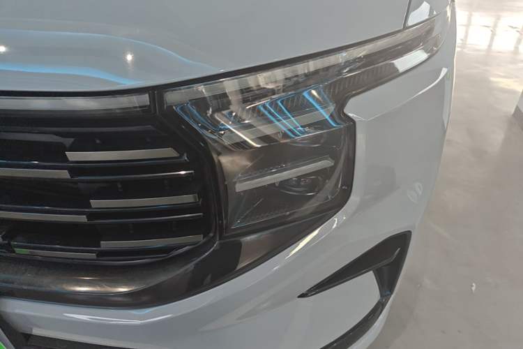 Used Ford Edge 2023 Ford Explorer L 2.0T EcoBoost Four-Wheel Drive 7-Seater Supreme Model Left Front Headlight