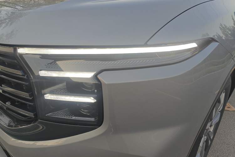 Used Ford Edge 2023 Ford Explorer L 2.0T EcoBoost Four-Wheel Drive 7-Seater Supreme Model Left Front Headlight