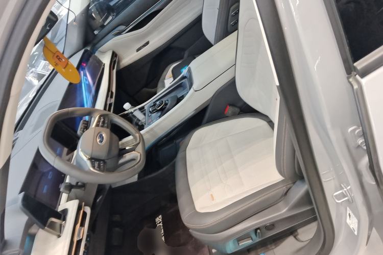 Used Ford Edge 2023 Ford Explorer L 2.0T EcoBoost Four-Wheel Drive 7-Seater Supreme Model Left Front Seat