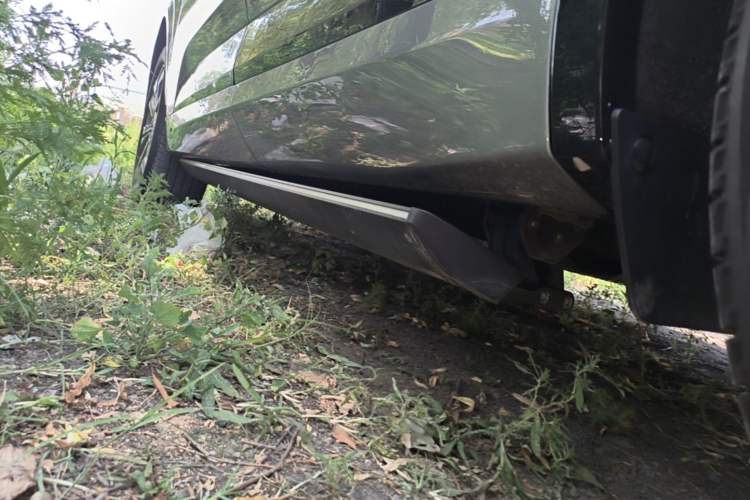 Used Ford Edge 2023 Ford Explorer L 2.0T EcoBoost Four-Wheel Drive 7-Seater Supreme Model Left Side Sill