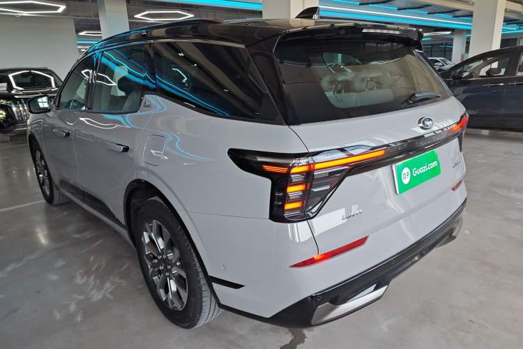 Used Ford Edge 2023 Ford Explorer L 2.0T EcoBoost Four-Wheel Drive 7-Seater Supreme Model Rear Left 45 Deg