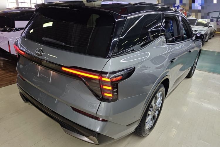 Used Ford Edge 2023 Ford Explorer L 2.0T EcoBoost Four-Wheel Drive 7-Seater Supreme Model Rear Right 45 Deg