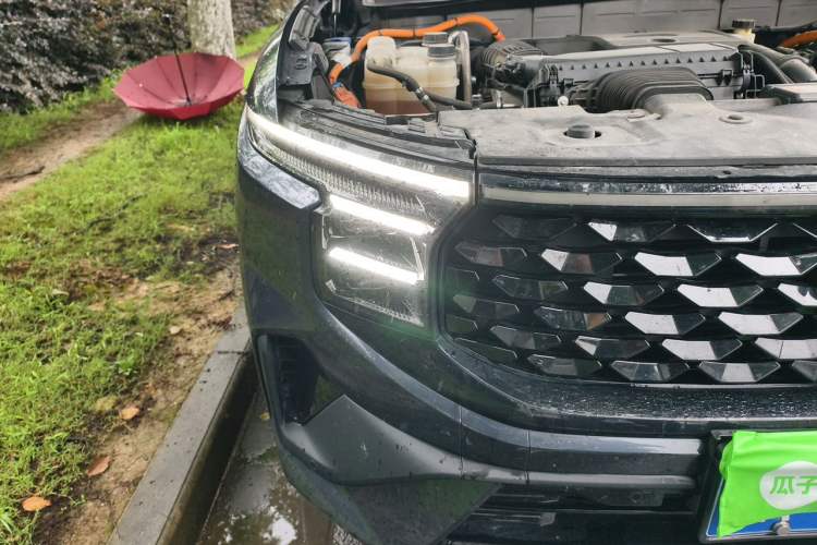 Used Ford Edge 2023 Ford Explorer L 2.0T EcoBoost E-Hybrid Four-Wheel Drive 7-Seater ST-Line Right Front Headlight