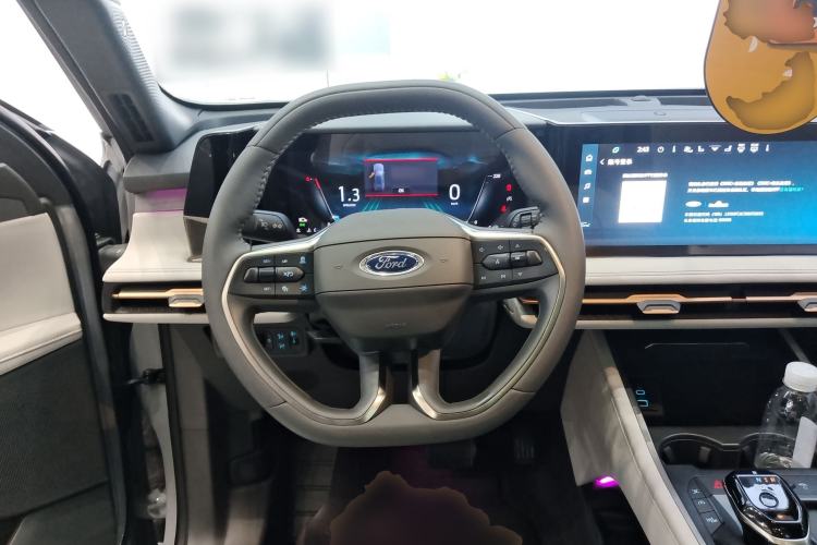 Used Ford Edge 2023 Ford Explorer L 2.0T EcoBoost Four-Wheel Drive 7-Seater Supreme Model Steering Wheel