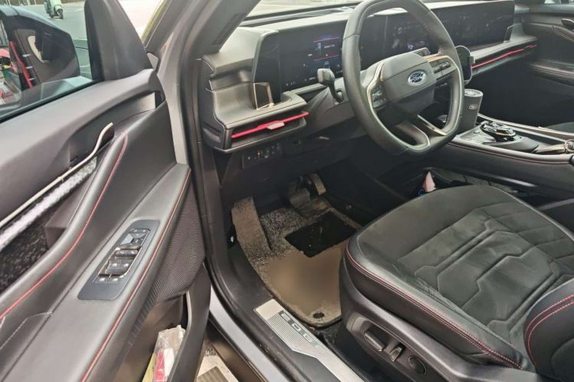 Used Ford Edge 2023 Ford Explorer L 2.0T EcoBoost E-Hybrid Four-Wheel Drive 7-Seater ST-Line Driver Seat