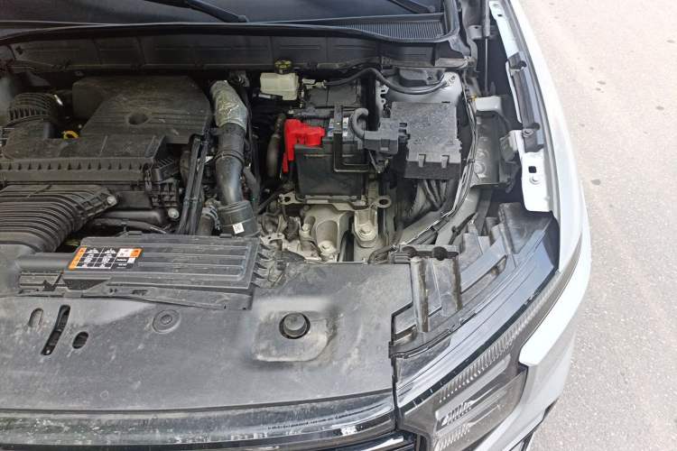 Used Ford Edge 2023 Ford Explorer L 2.0T EcoBoost Four-Wheel Drive 7-Seater Supreme Model Engine Bay Left