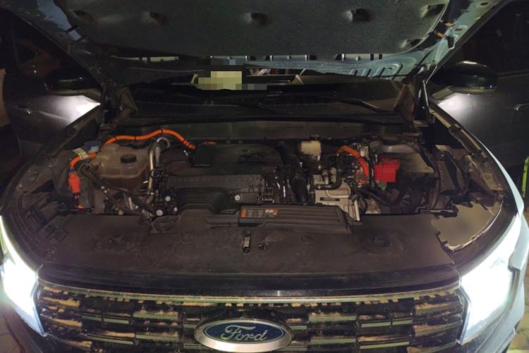 Used Ford Edge 2023 Ford Explorer L 2.0T EcoBoost E-Hybrid Two-Wheel Drive 7-Seater Luxury Model Engine Bay