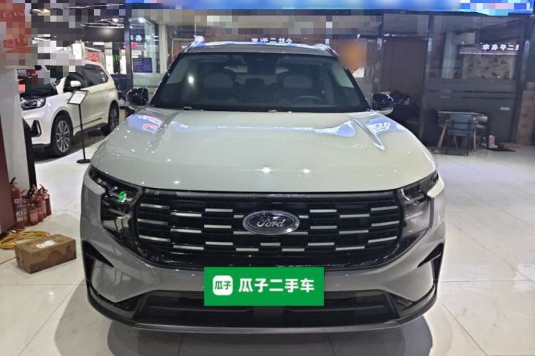 Used Ford Edge 2023 Ford Explorer L 2.0T EcoBoost Two-Wheel Drive 7-Seater Luxury Model Front