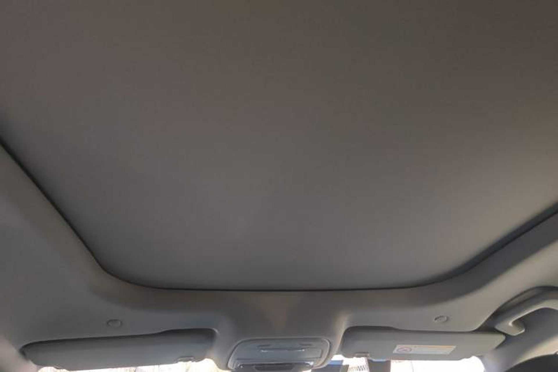 Used Ford Edge 2023 Ford Explorer L 2.0T EcoBoost Two-Wheel Drive 7-Seater Luxury Model Headliner