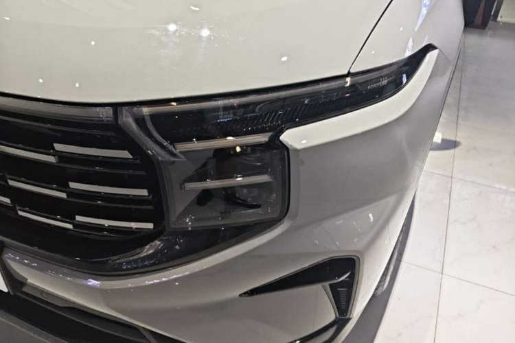 Used Ford Edge 2023 Ford Explorer L 2.0T EcoBoost Two-Wheel Drive 7-Seater Luxury Model Left Front Headlight